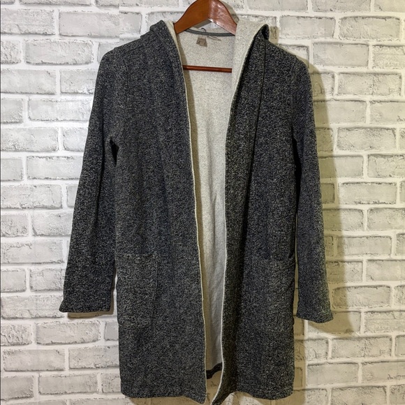 Forever 21 Women’s Hoodie Cardigan, Medium charcoal, gray fleece inside - Picture 1 of 7